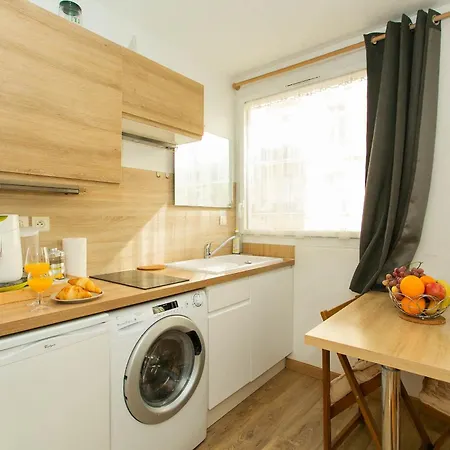 Apartment Near Champs Elysees 아파트